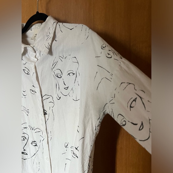 Abstract Face Button Down - Picture 8 of 10